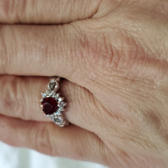 Jewelry - Sterling silver heart ring